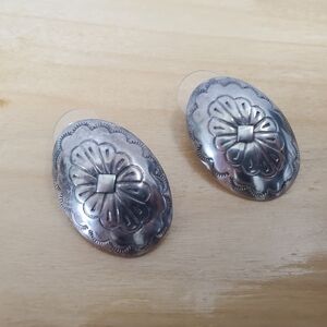Vintage Sterling Silver Southwest Concho Post Earrings | 1.25” Oval Floral
